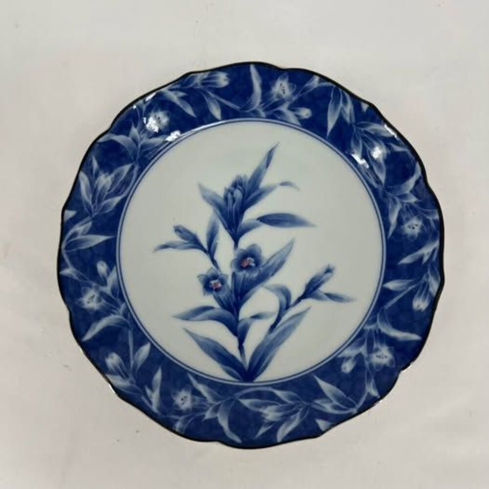 Blue and White Floral Porcelain Plate 6.5"